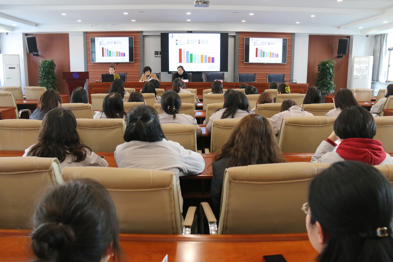 IMG_13091.jpg IMG_13091.jpg